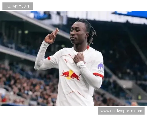 为什么 2026 年的职业足球合同中,“肖像权分成”比例成为了转会谈判的绝对死穴?